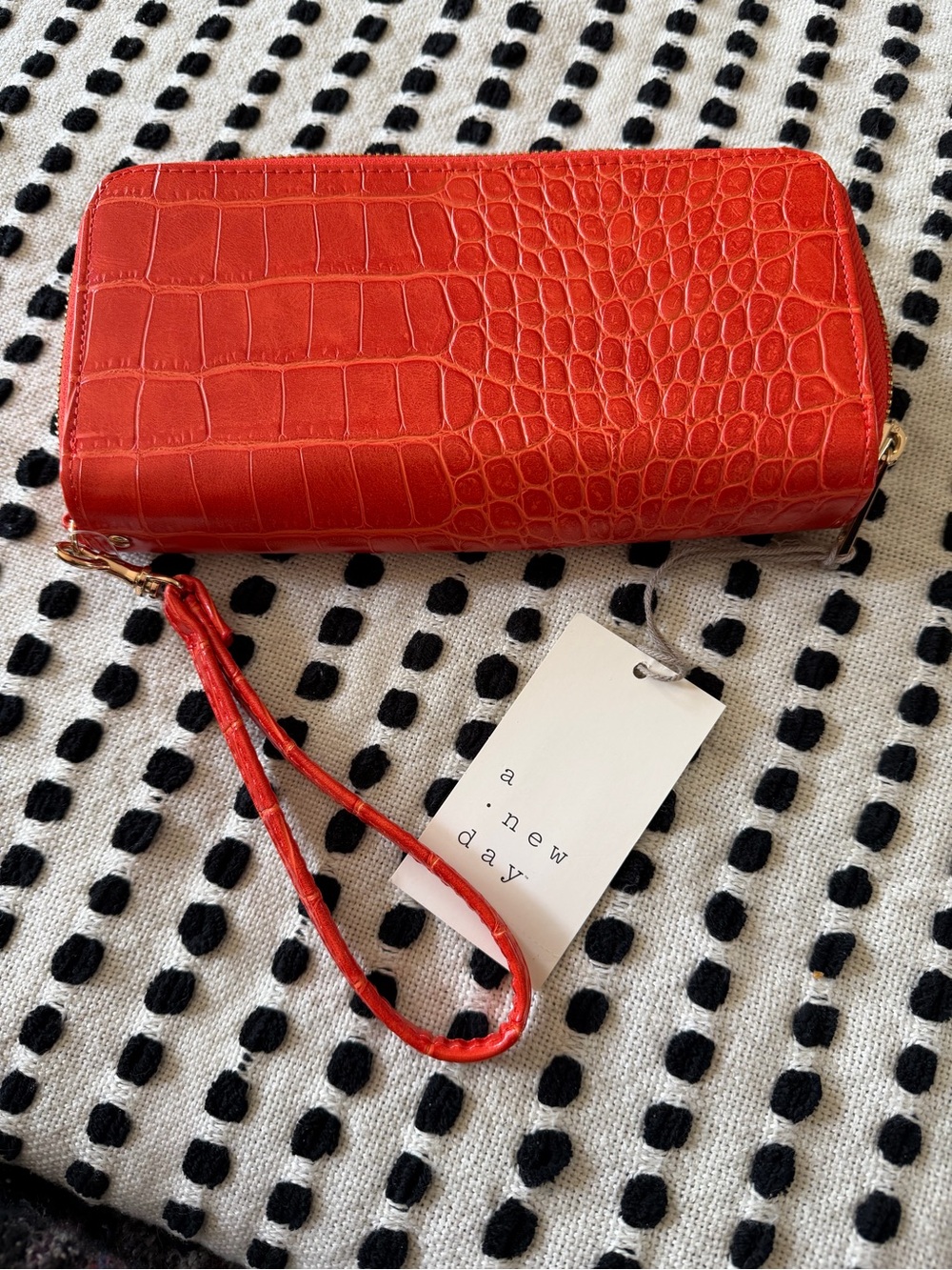 🔘a new day Croc-Embossed Zip Wristlet Wallet -  the color is “ croco red”